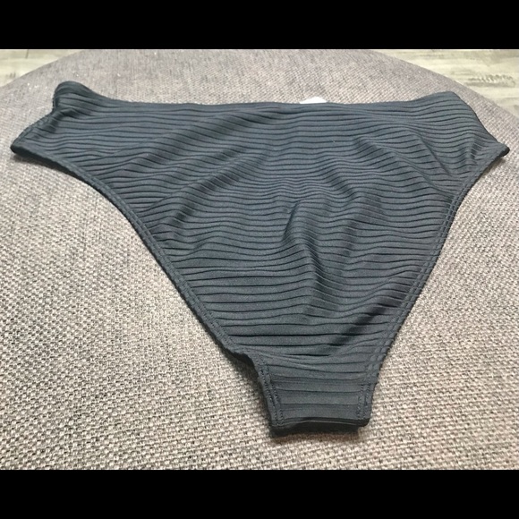 Donate 2/24 Top Shop basic black bikini bottoms 14 NWT - Picture 3 of 5